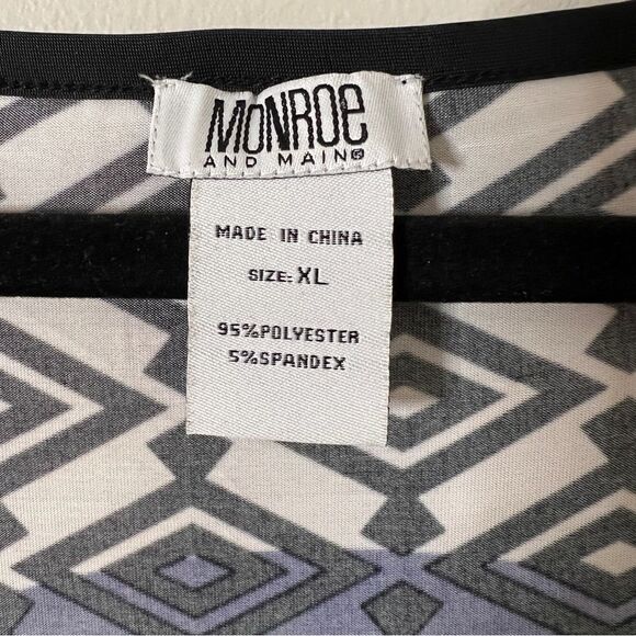 Monroe And Maine 3/4 Sleeve Geometric MIDI Dress Size Extra Large - Picture 5 of 7